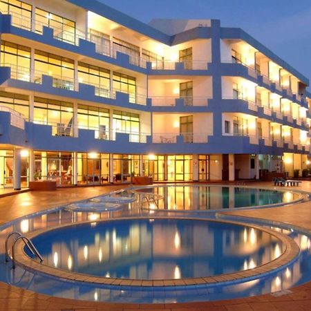 Induruwa Beach Resort Экстерьер фото
