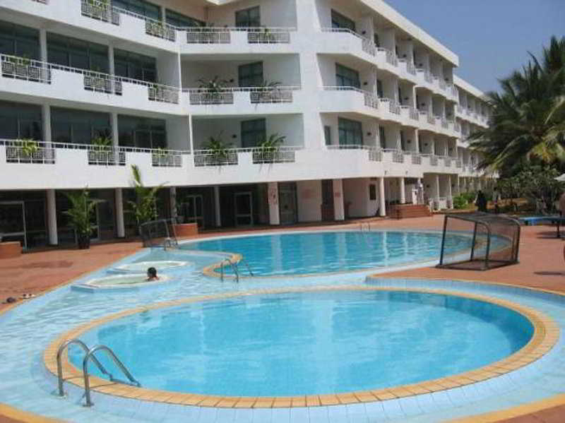Induruwa Beach Resort Экстерьер фото