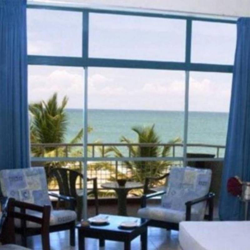 Induruwa Beach Resort Экстерьер фото
