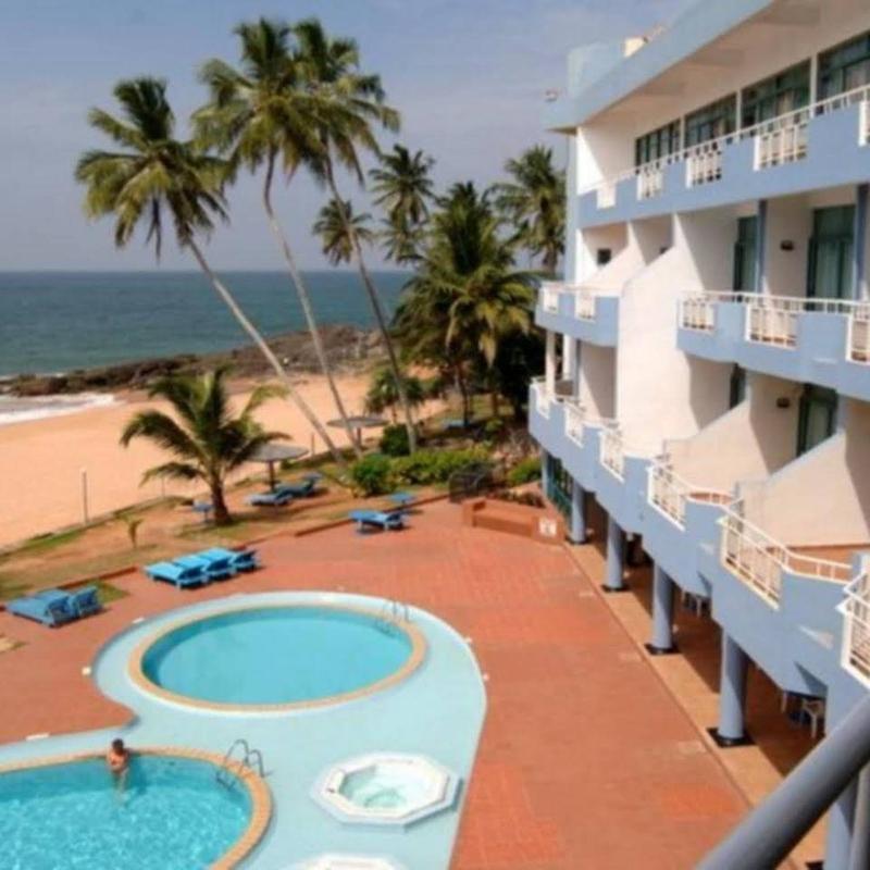 Induruwa Beach Resort Экстерьер фото